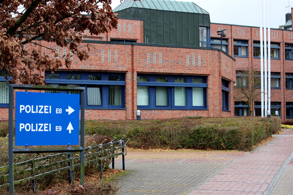 stellenanzeigen polizei bielefeld