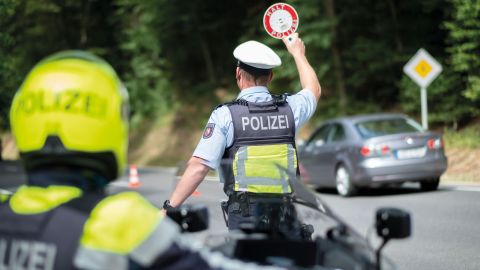 The police in the district of Euskirchen are fighting against speeders and tuners with large-scale traffic monitoring during a racing weekend.