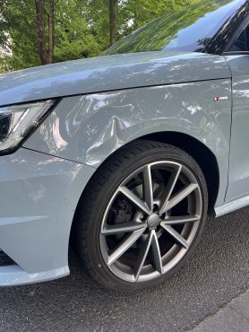 beschädigter Audi