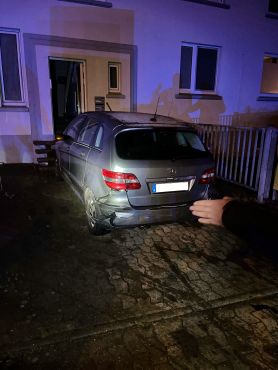 beschädigter Mercedes